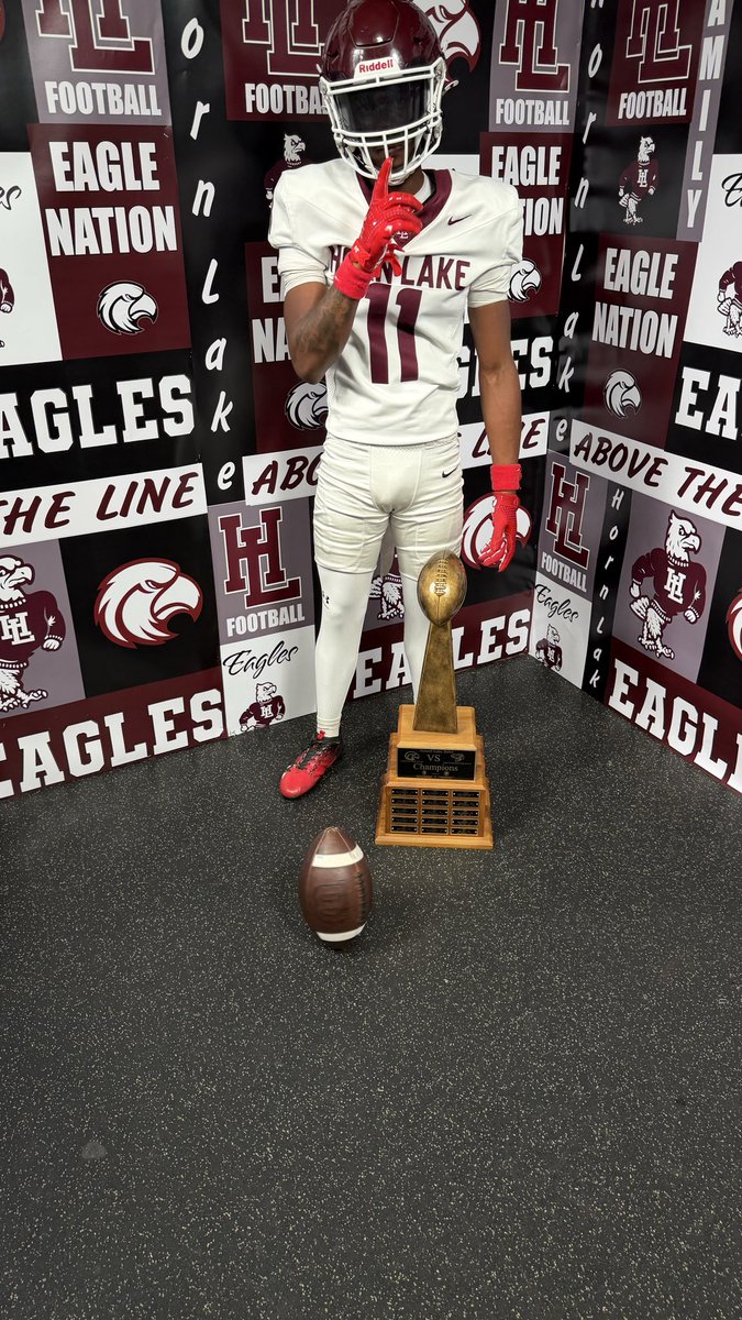 KbuckWhite's tweet photo. Countdown starting now⏳🦅 https://t.co/LZxPvZ40Iz