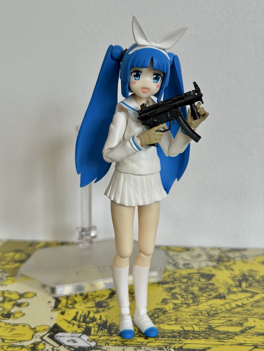 PK_____1's tweet photo. we can thank miyo asato for these gloves nipako-chan is wearing~

#リトルアーモリー
#ニパ子
#figma
#mp5k https://t.co/yQh1XiP1Or