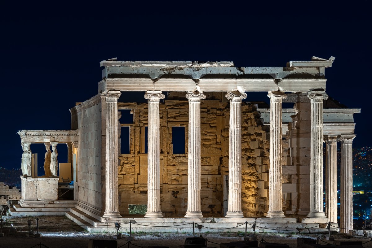 AnAthenianToLDN's tweet photo. Για να το κάνουμε απλό περί του ν/σχεδιου του ΥΠ.ΠΟ.

Θυμάστε τον νέο φωτισμό της Ακρόπολης και των 9 μνημείων συνολικά στον Ιερό Βράχο και πέριξ?

Τι βρισίδια έριχναν, &amp;  "έκαναν την Ακρόπολη Club" έλεγαν!

Αποτέλεσμα?
Κορυφαίος φωτισμός αρχαιοτήτων και παράδειγμα προς μίμηση https://t.co/oiEvBa7qMi