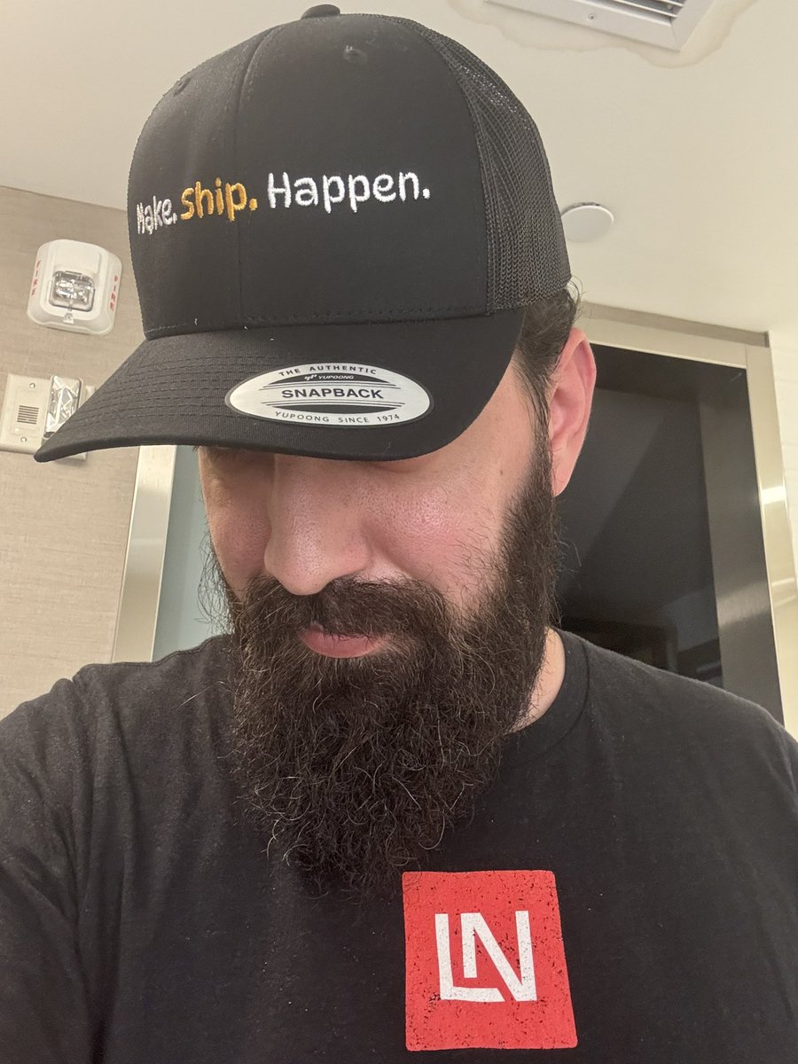 harrisrafto's tweet photo. Already got mine from @nativephp, how about you?
#nativephp https://t.co/XsymG9pDPY