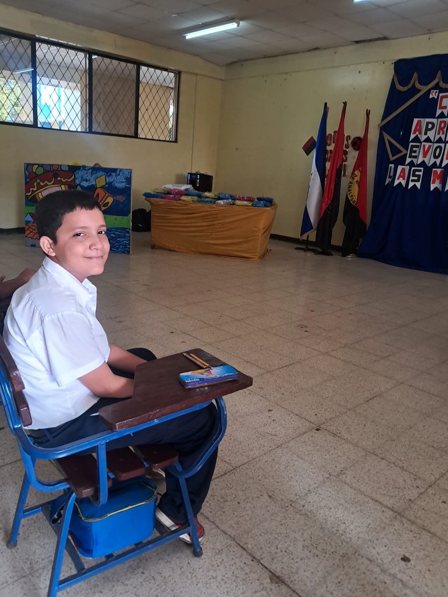 PublicoRamon's tweet photo. José Ramón, Segundo  lugar; en el Certamen Aprendo y Evoluciono en las Matemáticas. Estudiante Mauro César Centeno Zelaya, de Sexto Grado, Educación Primaria Regular...

José Ramón Suárez Amador, representando al D-VI en el certamen de matemáticas, a nivel distrital. https://t.co/4vAv5Mj3jZ