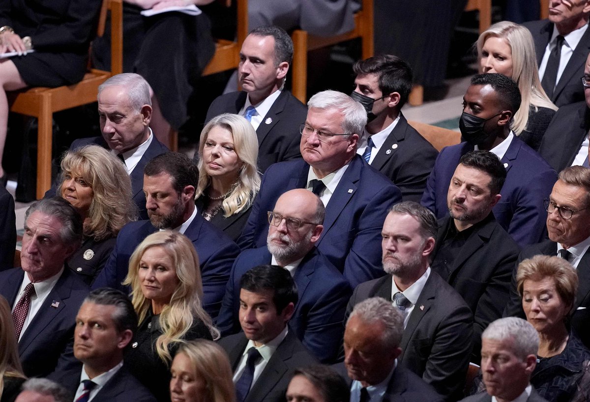 TheLastRefuge2's tweet photo. Hegseth ! 😂🤣😂 https://t.co/RumOdvoav3
