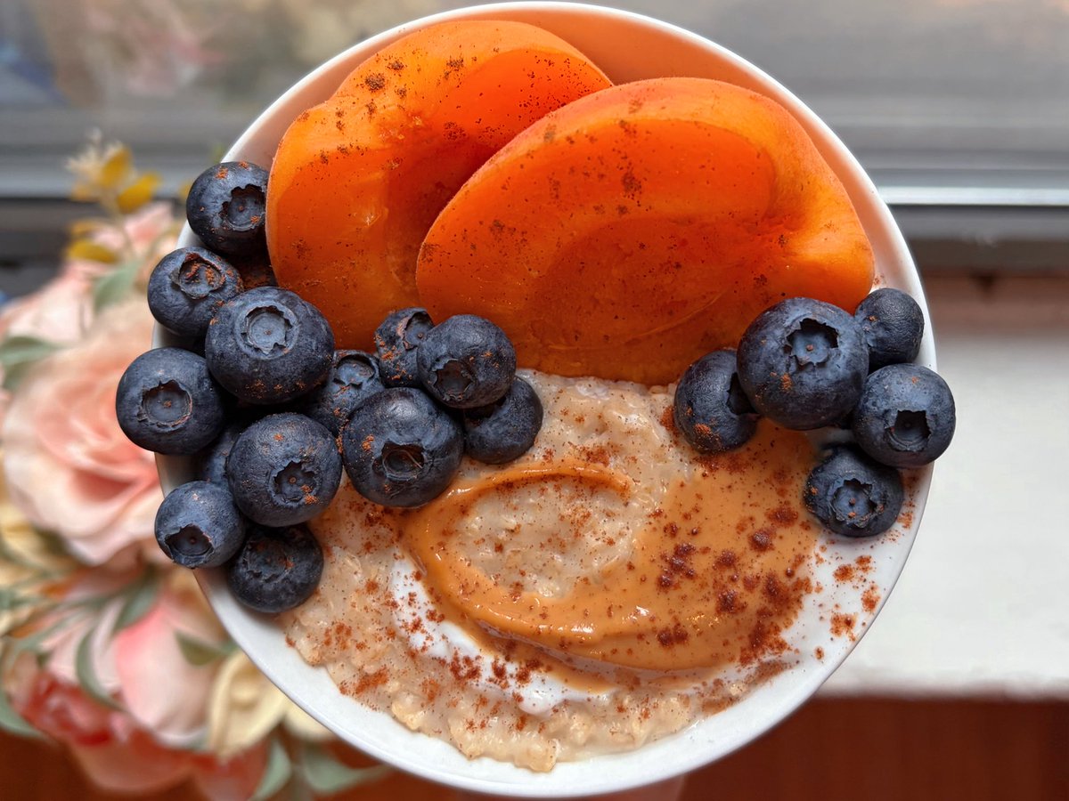 noellecals's tweet photo. 7/28 819 cals. 
(70g protein, 26g fiber)

breakfast (294 cals.)
lunch (288 cals.)
dinner (237 cals.) https://t.co/UU0S0iETTU