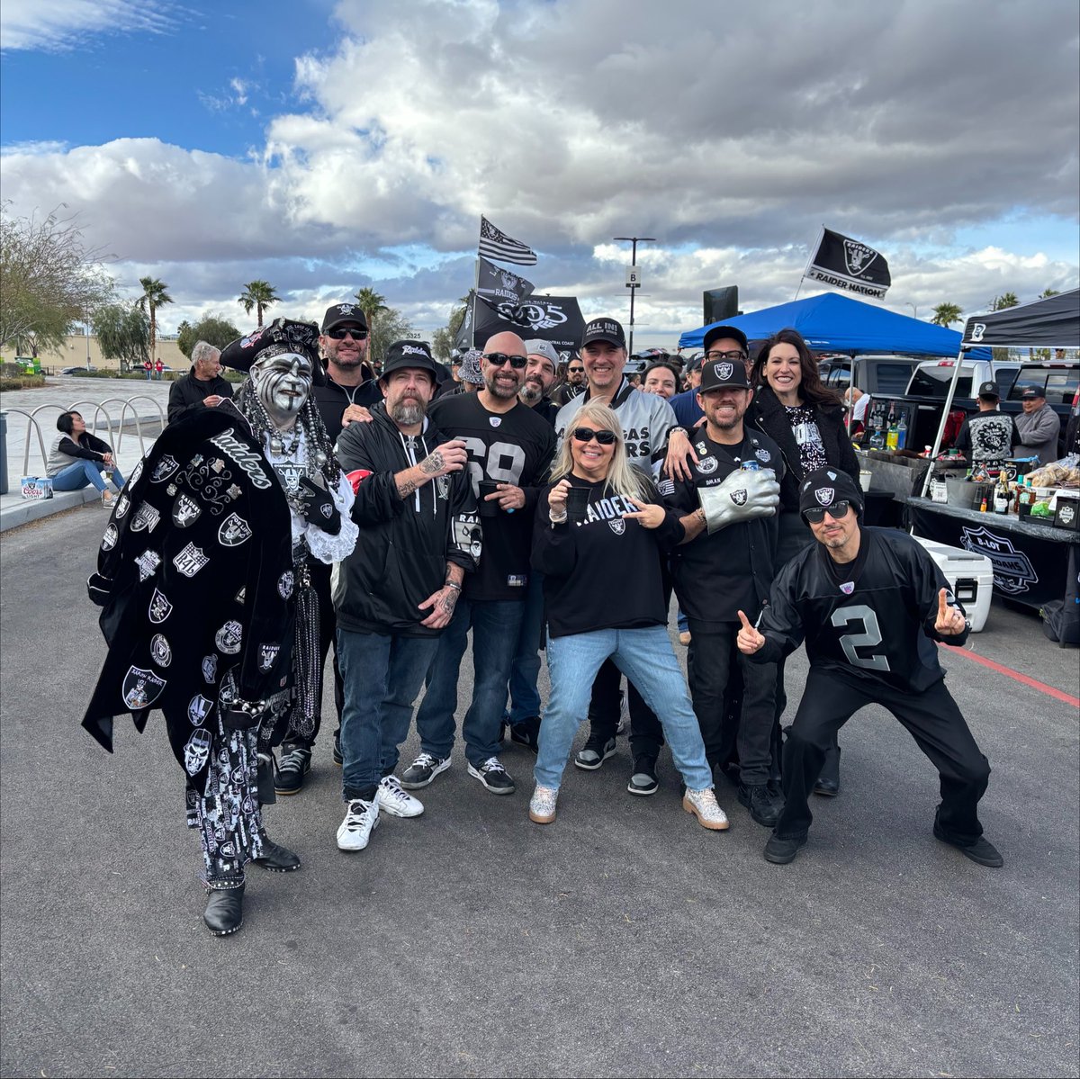 WoodyCliffords's tweet photo. Football Season is almost here. Let’s Go🔥 
#RaiderNation @BBruddahs https://t.co/DrRKF7xGJb