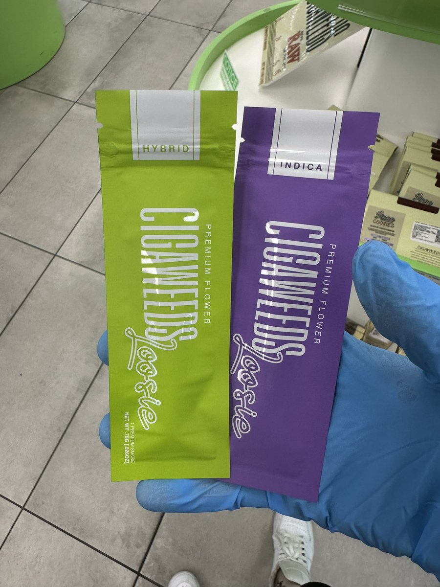 GREENPHARMSaz's tweet photo. Fresh batch of @cigaweedsaz just hit the shelves! 💚 https://t.co/rFHTAQdf1Q