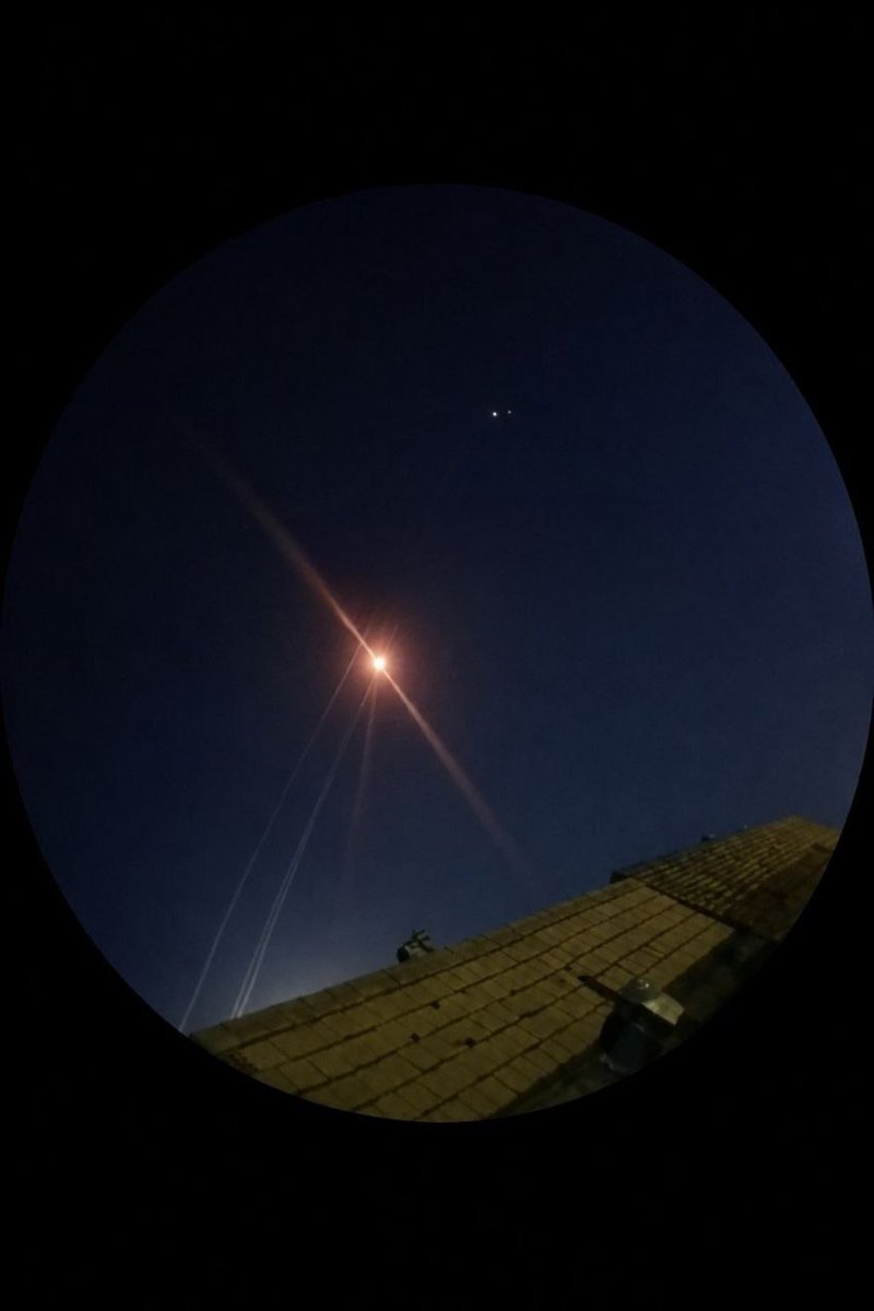 MiddleEastP's tweet photo. Missile launch from western Iran https://t.co/fCzybsT7OV