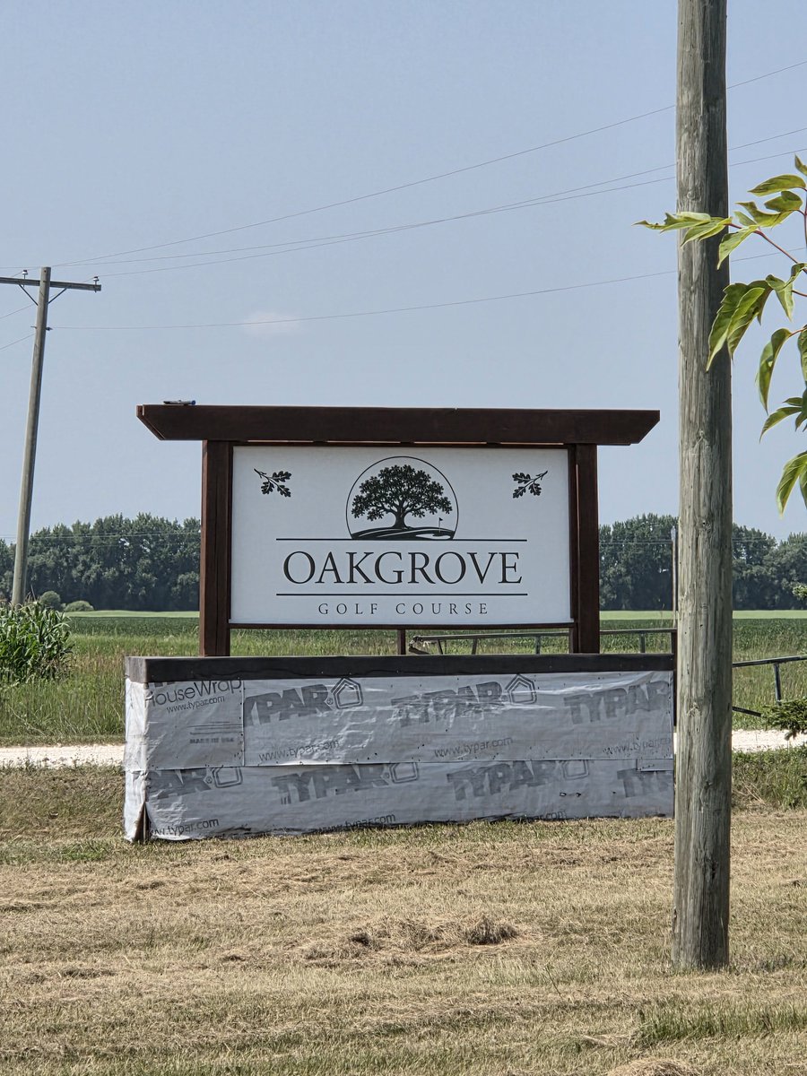 SuperPiperTBay's tweet photo. Oak Grove GC (Prairie Oaks/Shamrock) is #135 on the #golfMB #golftour Definitely in need of some love with new ownership up for the challenge! https://t.co/ZHhDEIT1M1