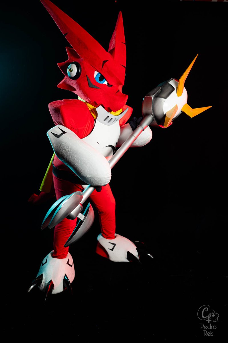 FlameTM_Oficial's tweet photo. More individual studio pics! - #animefriends2026 #Shoutmon #Digimon #DigimonXrosWars #cosplay #fursuit https://t.co/XKsbK4mXo6