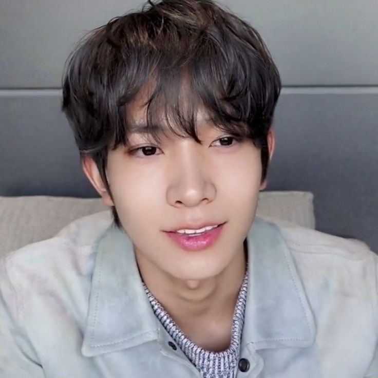 heesecams's tweet photo. boy why u so cute and fluffy https://t.co/H73eAuu45n