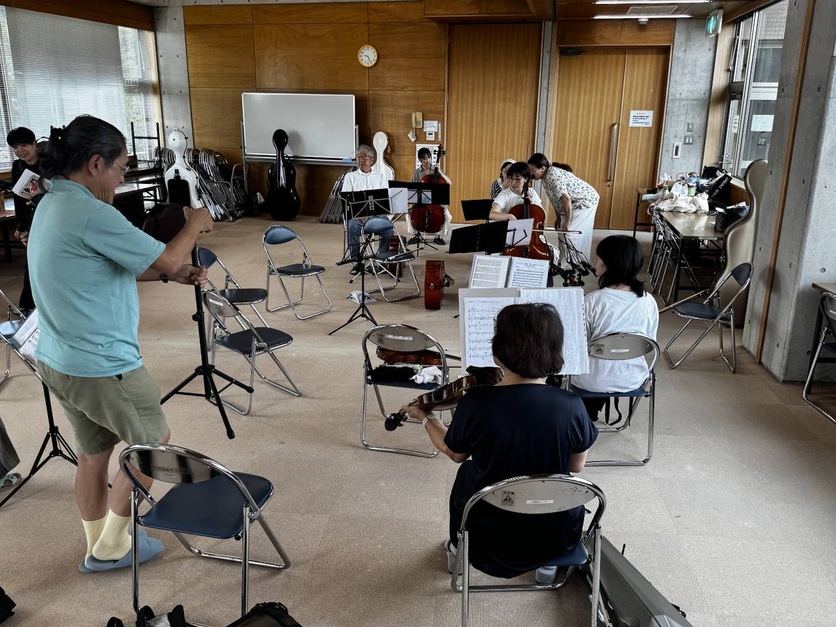 CelloLoversCon's tweet photo. コンサート本番まであと１０２日となりました！
一方で先日７月２５日(土)と２６日(日)は、教室主催の弦楽セミナーが行われました。まず1日目の詳細はインスタで！#チェロ #チェロアンサンブル #コンサート #楽器 #東金文化会館 #ゴーシュ音楽院 #長柄町 #東金市 #クラシック #弦楽器 https://t.co/yQbilogLWF