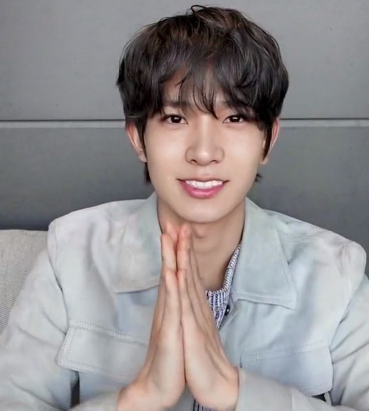 heesecams's tweet photo. boy why u so cute and fluffy https://t.co/H73eAuu45n