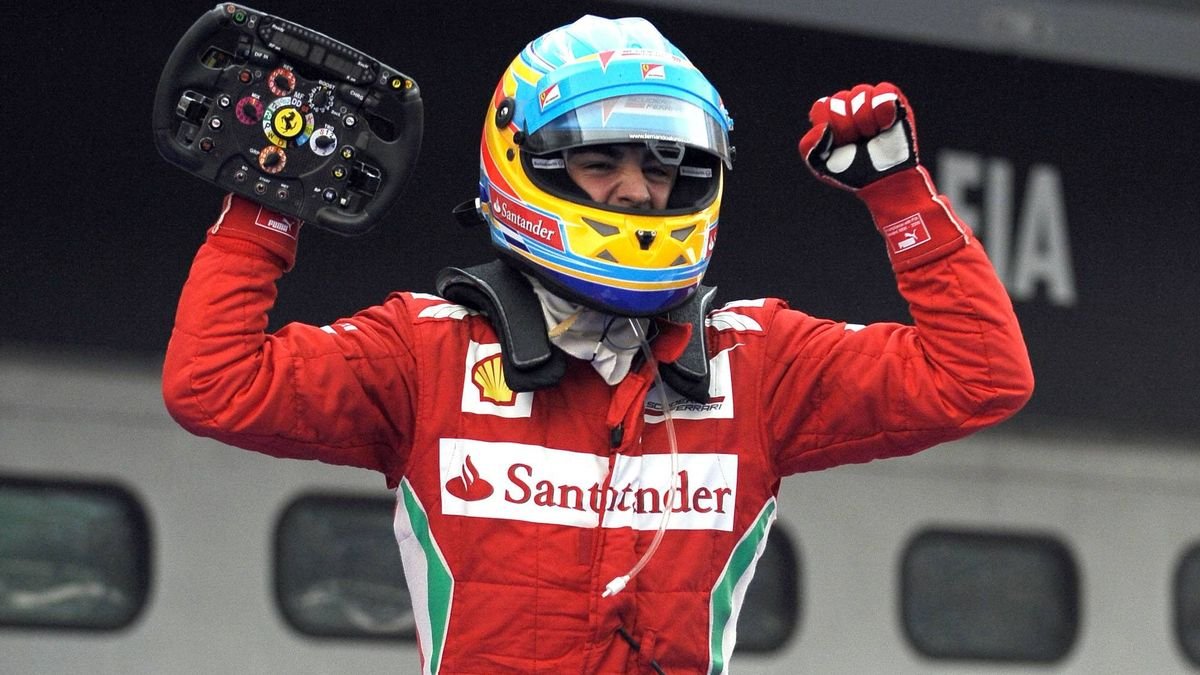 JohnF1_14's tweet photo. Feliz 45 cumpleaños al ídolo que llevo siguiendo durante toda la vida.

El no rendirse y dar tu mejor versión, dando igual las circunstancias son dos de los incontables valores que enseña Fernando Alonso.

Gracias por todas las alegrías que nos has dado, felicidades @alo_oficial https://t.co/P9LfhtErkl