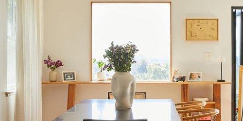 stephsells757's tweet photo. Instead of replacing their windows, these homeowners wrapped them in plywood, and the understated detail completely transformed the home's look and feel. https://t.co/FcdXsTU4xh https://t.co/ae0SFw0Qt8