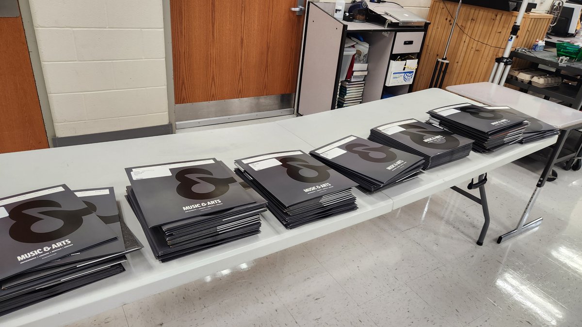 BCHS_Mr_J's tweet photo. Specail thanks to these helping hands that came to prepare music folders, t-shirts, flip folders, lyres, sousaphones, drumline equipment and more! We are almost ready to fire up the big red machine! https://t.co/UAr4796lWF