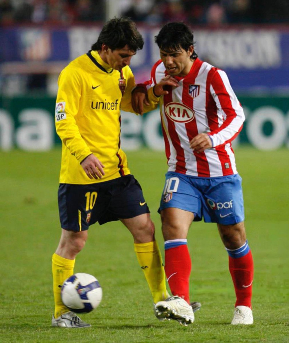 Barca_Archive's tweet photo. Messi &amp; Kün Aguero, 2009. https://t.co/Yr1Ok808xF
