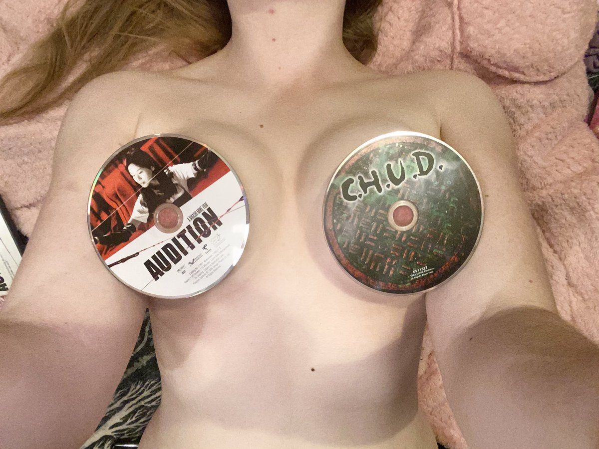 Foreskinfiend's tweet photo. #thrifthaul https://t.co/cksK6inoSB