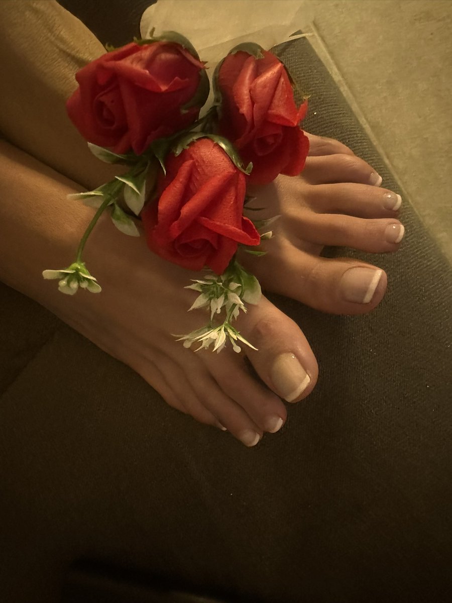 _sinofmars's tweet photo. @BabesKingdom64 @FreckledMILF76 ❤️ https://t.co/lfuez56Wev