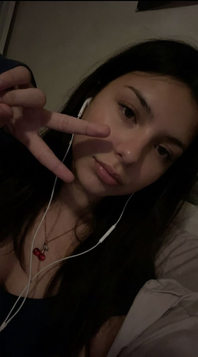 emilylaboss's tweet photo. I need a male bestie so I can spam him when I want <3

Everything you need to know is in my bio.🔞 https://t.co/RBrItt3D4c