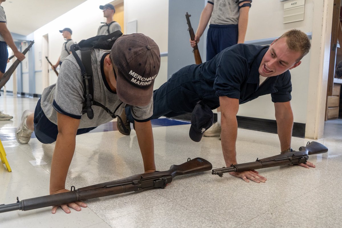 UsmmaO's tweet photo. Sweat. Teamwork. Determination.
The challenges of INDOC ended with a day of waterfront competition that pushed the Class of 2030 to rely on one another, proving
that success is built through teamwork and resilience.
#usmma #kingspoint #merchantmarine #leadership #actanonverba https://t.co/qjRy3ztLdO