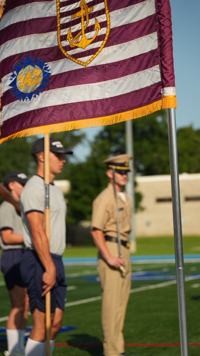 UsmmaO's tweet photo. Sweat. Teamwork. Determination.
The challenges of INDOC ended with a day of waterfront competition that pushed the Class of 2030 to rely on one another, proving
that success is built through teamwork and resilience.
#usmma #kingspoint #merchantmarine #leadership #actanonverba https://t.co/qjRy3ztLdO