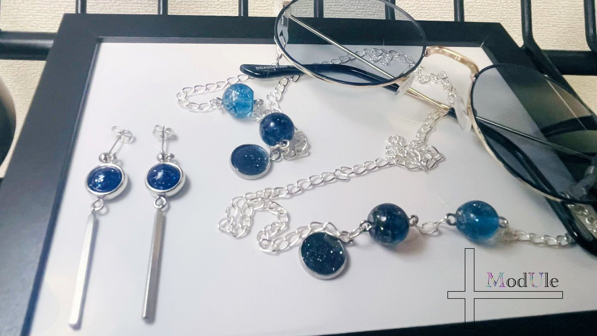 plusModUle's tweet photo. おはようございます☀️

#ハンドメイド #メガネチェーン #金属アレルギー対応 #ピアス https://t.co/eJ97t5eDXN
