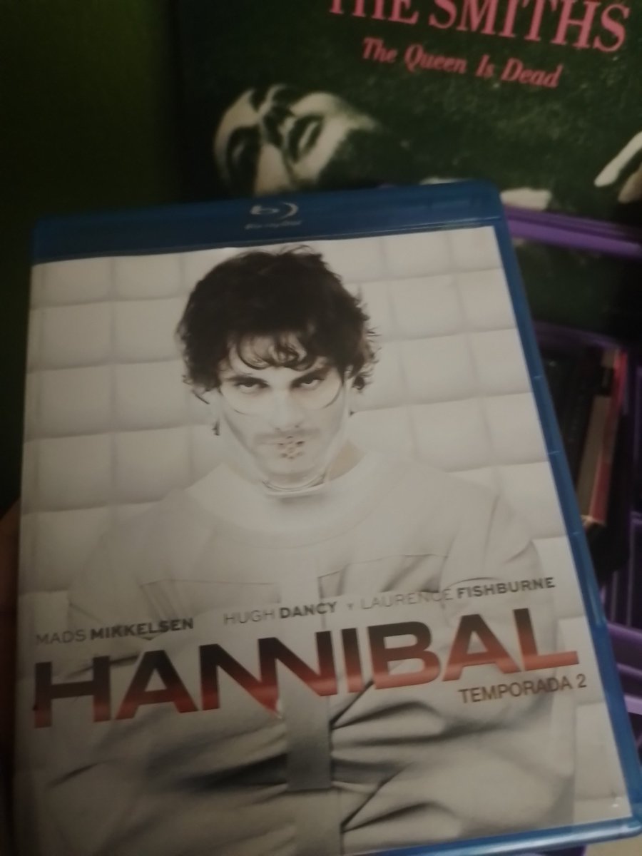 marimarrl's tweet photo. @Tilingusanito Nadamás tengo la segunda temporada en Blu-ray 😢 https://t.co/7GmCLDY1ou