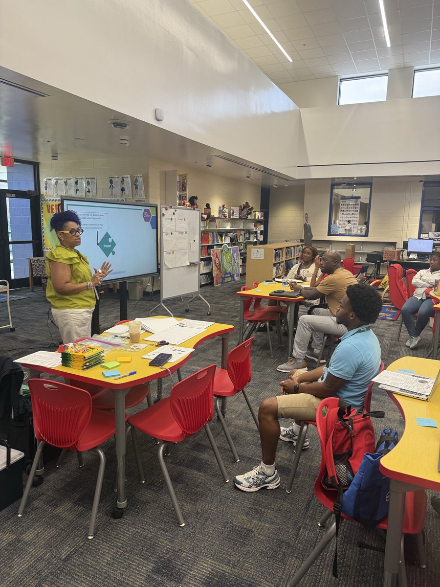 ThomasTalksMath's tweet photo. Great PD math session this morning. Thanks @math_on_fire  for this hands on experience! @FultonCoSchools . https://t.co/51PoJyTytM