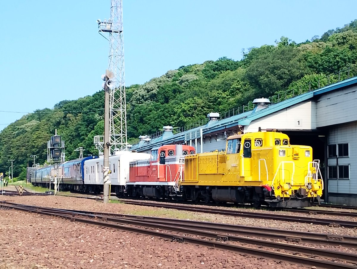 vol24853's tweet photo. 2026.7.28　
今日はロイヤルエクスプレスを追っかけて釧路から網走へ。
網走到着後は庫の中に移動しました。 https://t.co/c4LUzVtQKD