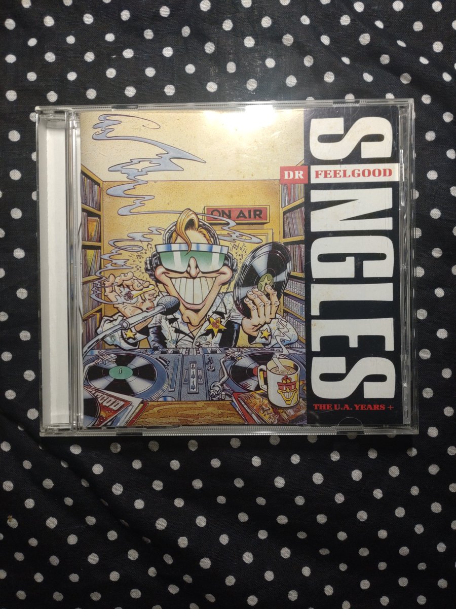 cIbEsZpennrq9Ue's tweet photo. 今朝の1枚💿️🤓🎶
皆様、おはようございます！🌄🙂🖐🏻
今日は晴れて☀️昼は蒸し暑いけど、にわか雨☔降るかもです😃
今日も水分補給🥤忘れずに！😃✌️
九州地方の皆様、無事であります様に！！😁👍
今日も皆様がステキな日になります様に‼️😀✌🏻💖✨
T👕は
#SerenadeRemember

#DrFeelgood
#SINGLES https://t.co/JT4GrLkRwN