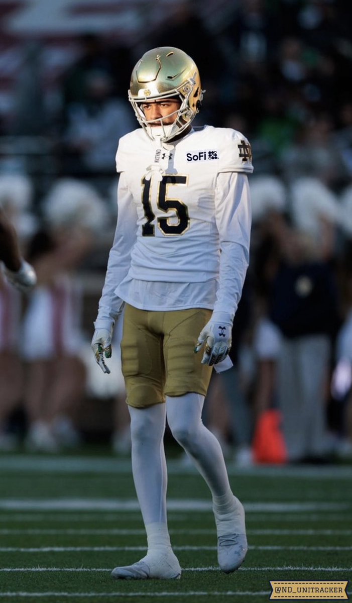 Fab0o0o's tweet photo. Not that I really care but it’d look so much better if they matched the patch to the jersey https://t.co/Ie1Zs7ytIr