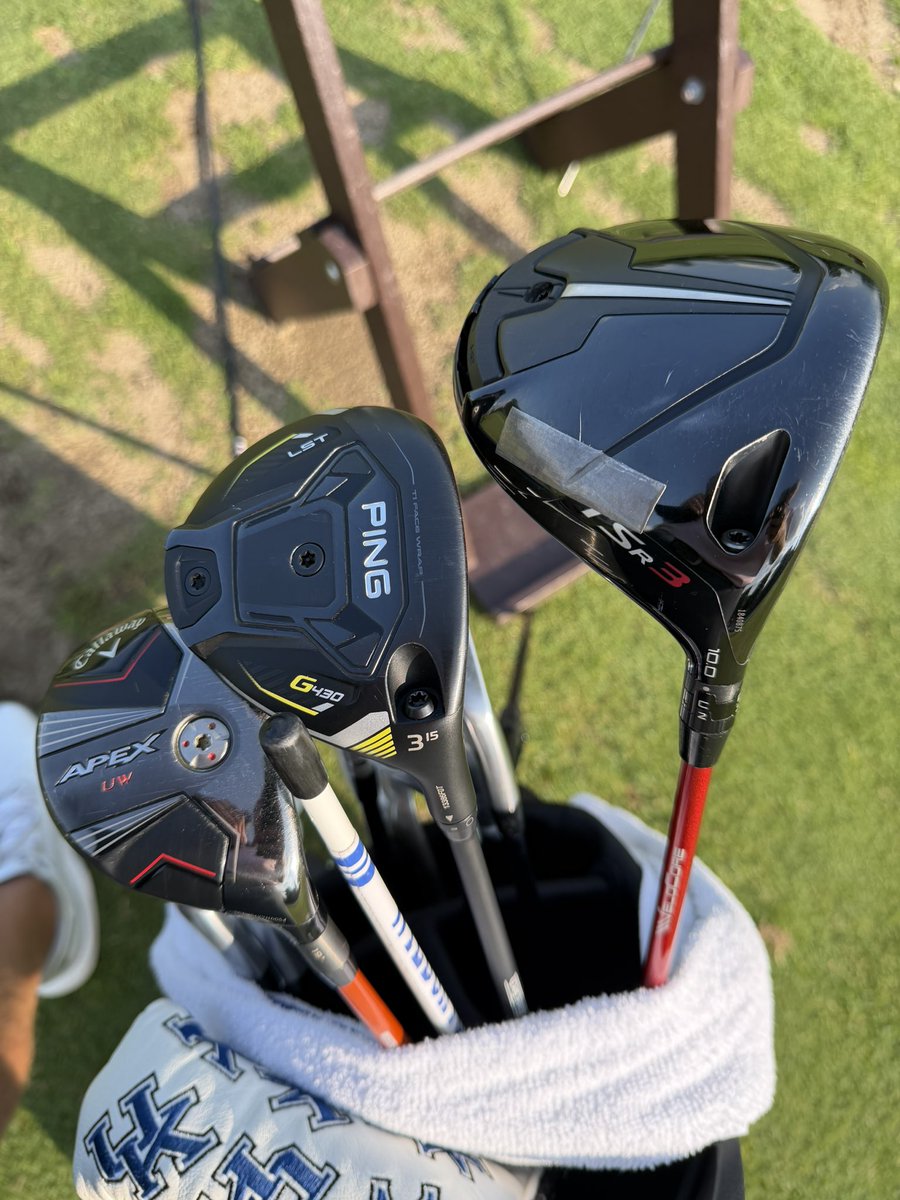 millerswhizzer's tweet photo. Part 2. Ball 2021 ProV1. Bag Hoofer https://t.co/hMfNrbkURB