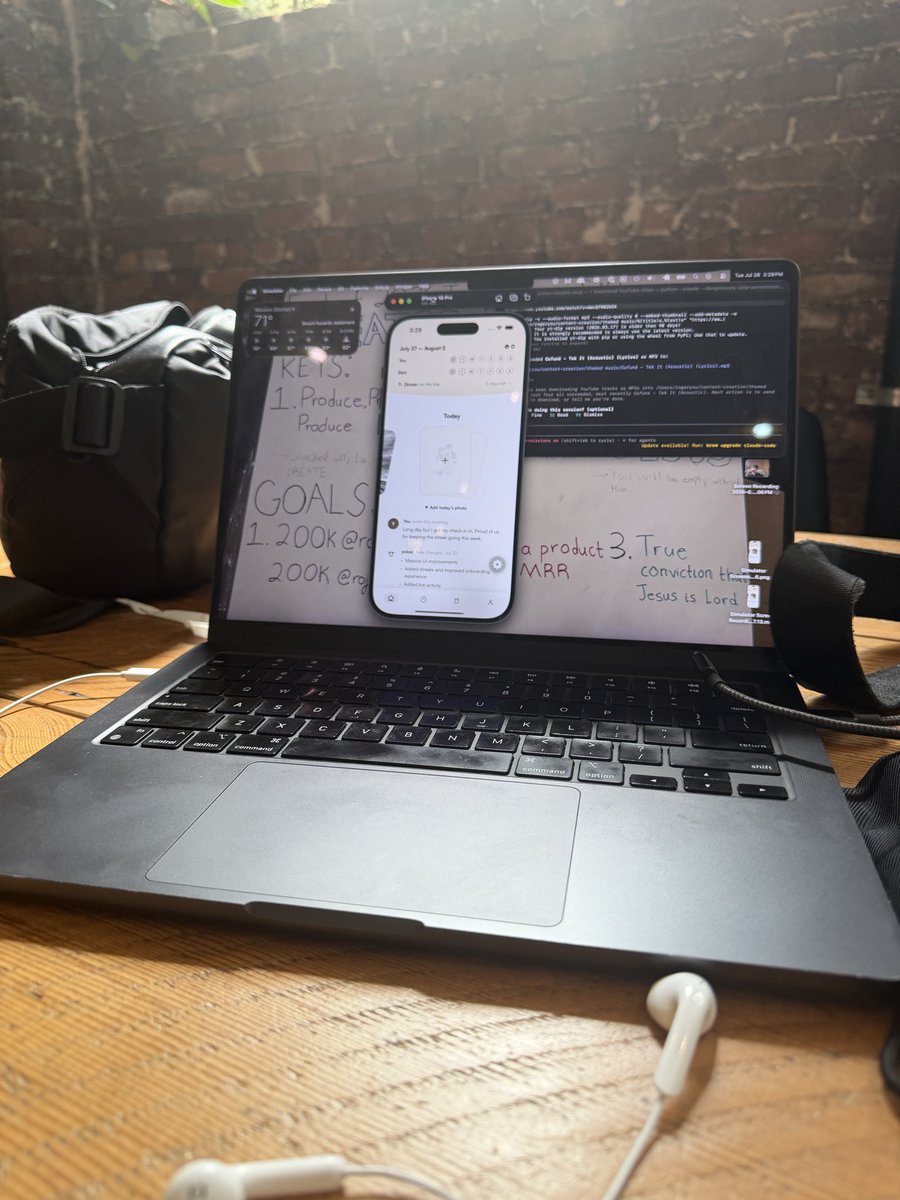 rogeryou_'s tweet photo. been figuring out life through videos and working the past year

for the past month or so been working on something for my fellow christians, we’ll see how it goes https://t.co/8WSVRzsEFA