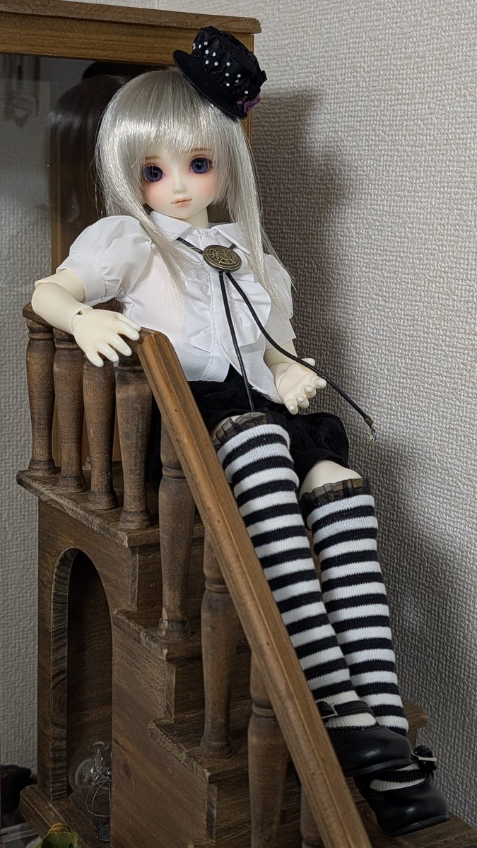 uzumakinejimaki's tweet photo. ドルパの戦利品のドレス。
やはりお下がりでないその子のためのドレスを1着といったらこのディーラーさん(@kikyo_murasaki)なのです。
ペチコートセットも思った通りピッタリ丈で
裾からちょっとだけ見えるのマジかわよすです。
ありがとうございました!
#Violet_Scale https://t.co/1UBGkuF9aL