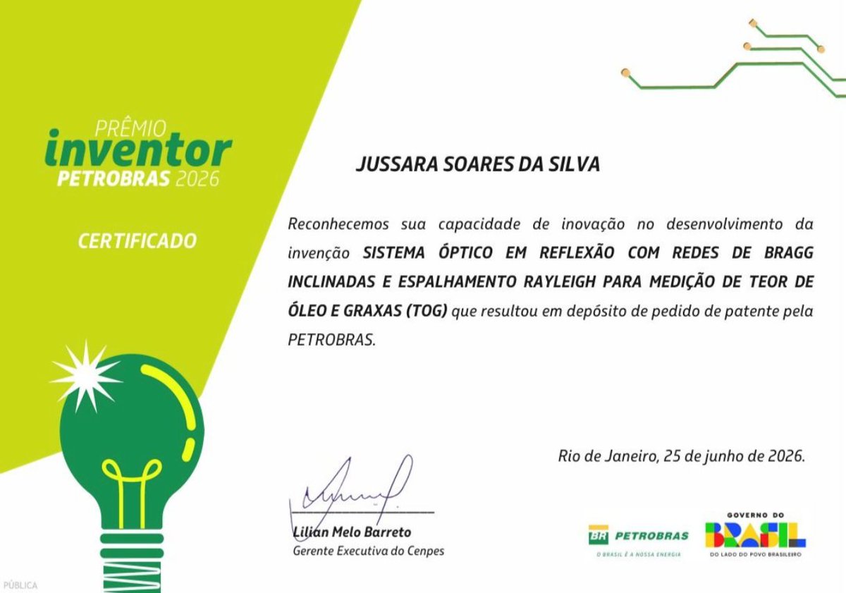 drasilvajs's tweet photo. Uma honra receber o Prêmio Inventor Petrobras 2026, um reconhecimento pelo depósito da patente SISTEMA ÓPTICO EM REFLEXÃO COM REDES DE GRAGG INCLINADAS E ESPALHAMENTO RAYLEIGH PARA MEDIÇÃO DE TEOR DE OLEOS E GRAXAS (TOG).
#LabSensores #UFES #Petrobras #SensoresÓpticos https://t.co/piJbD3NWL4