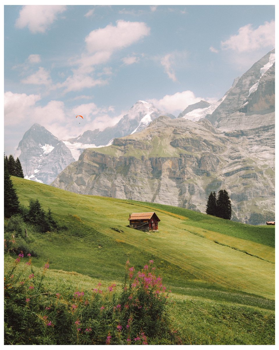 echoesofworld's tweet photo. Switzerland https://t.co/ia9cWLMxkd