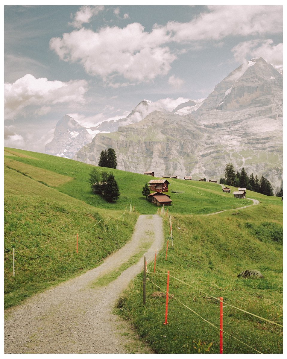 echoesofworld's tweet photo. Switzerland https://t.co/ia9cWLMxkd