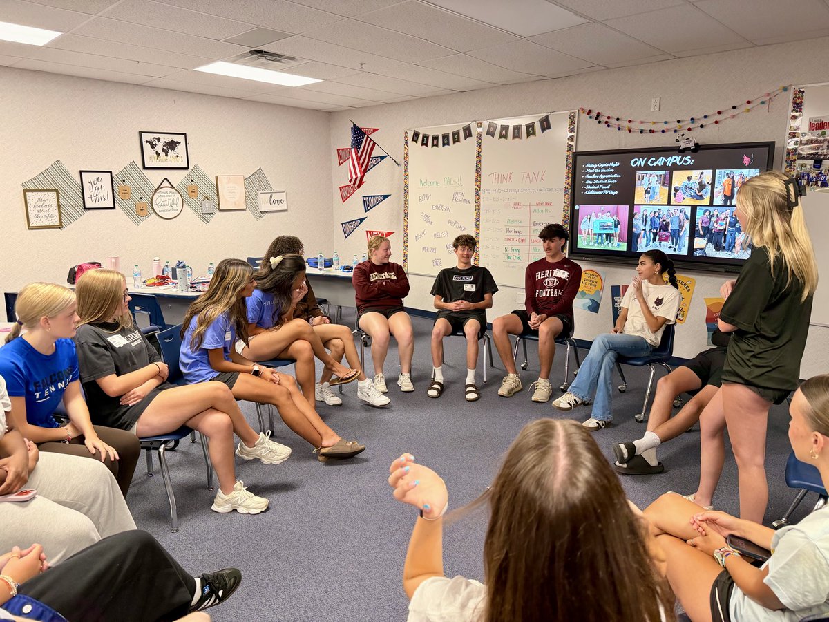 NorthForneyFMP's tweet photo. Different schools. One mission. Making a difference. We had an incredible time at our 2nd Annual Think Tank Workshop alongside fellow PALs programs, learning, collaborating, and growing as leaders. #NorthSidePride #trueNorth @NFHS_TrueNorth @DerriceR https://t.co/XGwPQ1bpY8