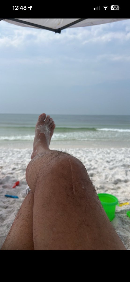 mikefein3's tweet photo. @AMBS_Kernan Pensacola Beach with much younger granddaughters. https://t.co/Xm1SrLkPTw