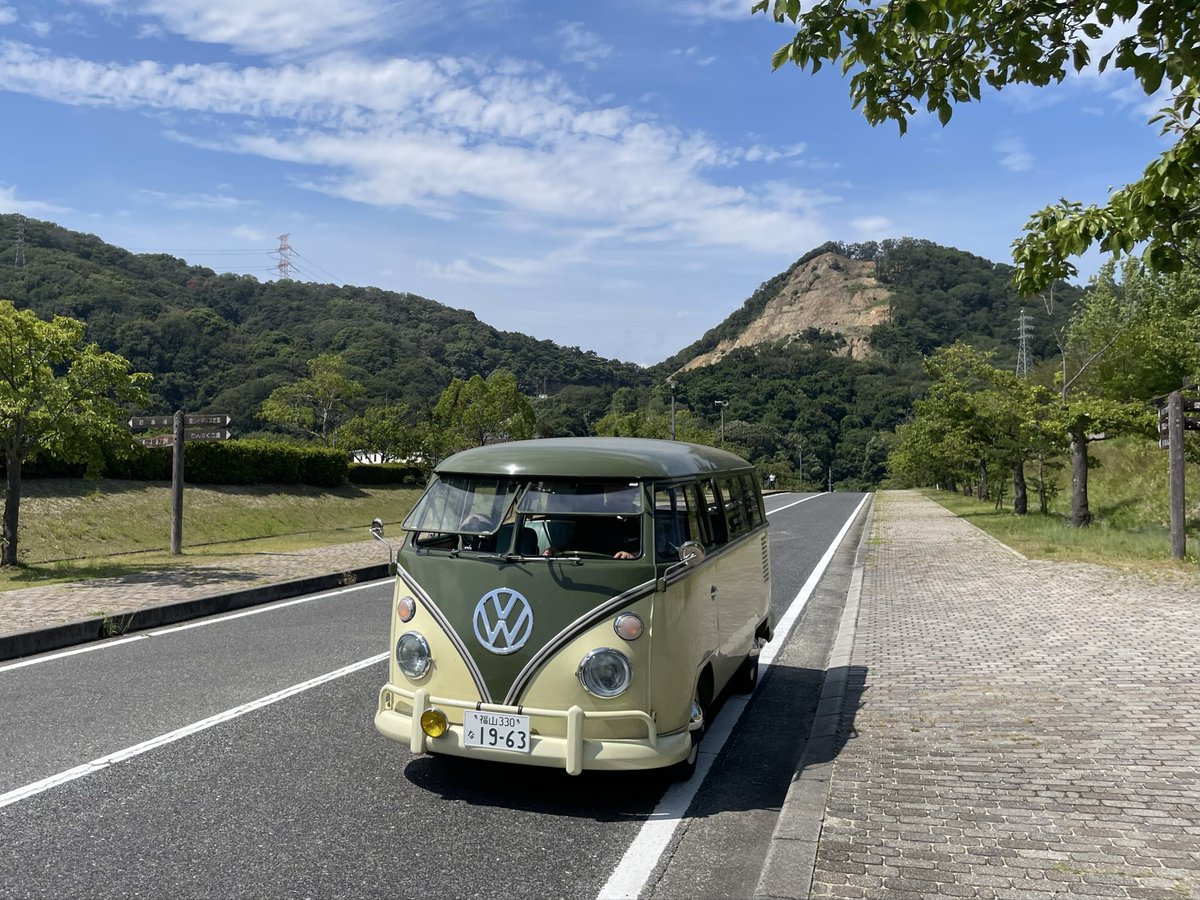 F40Sucuderia's tweet photo. Volks Wagen Type. 2 Microbus
#いちにちワーゲン博物館
#空冷VW
#ワーゲンバス
#VolksWagen
#VWType2 https://t.co/D7Gk5xSQqF