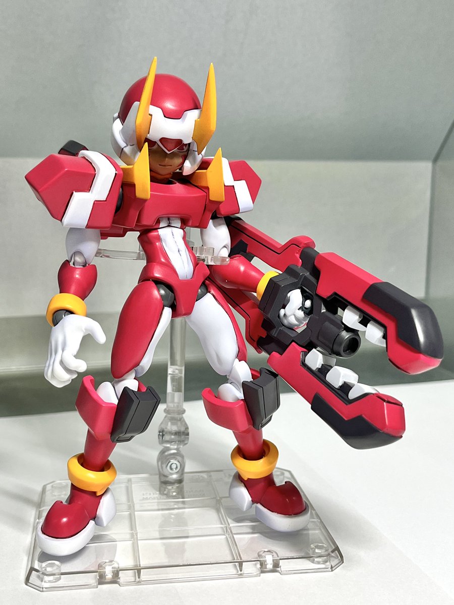 zu_mame's tweet photo. ハルピュイアとファーブニル欲しいと言ってくださる方今回多かったので、冬参加するのであれば少数持って行きたいですね https://t.co/a2FUYqQ3Hh