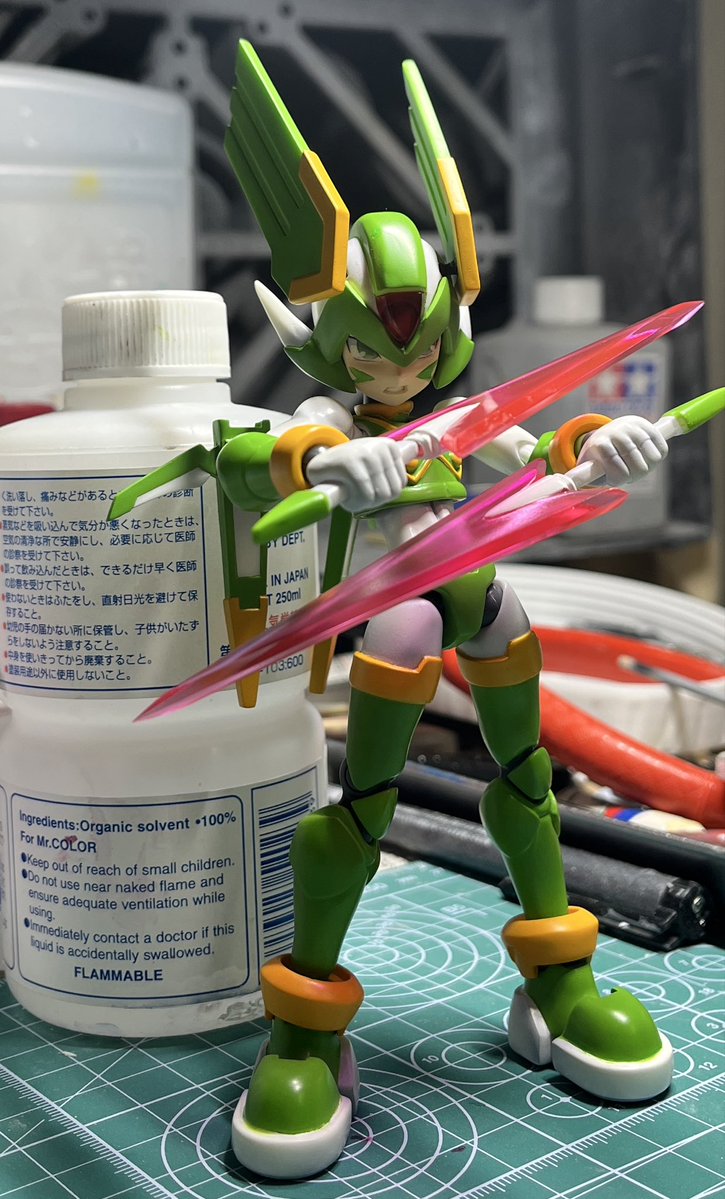 zu_mame's tweet photo. ハルピュイアとファーブニル欲しいと言ってくださる方今回多かったので、冬参加するのであれば少数持って行きたいですね https://t.co/a2FUYqQ3Hh