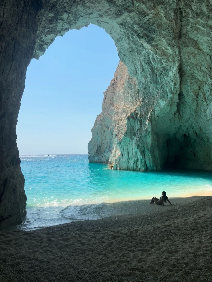 echoesofworld's tweet photo. Zakynthos, Greece https://t.co/riQhYp5oDi