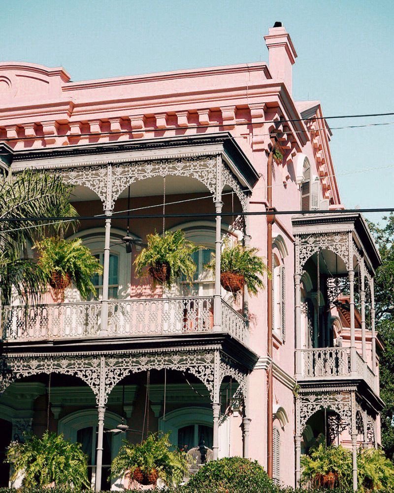 steppedenizen's tweet photo. One of my more contentious opinions is that Historic Preservation Commissions are generally a bad thing for a city. 

They implement rules that nod to pastiche, not historicity, and largely act to serve private interests by creating artificial scarcity in real estate supply. https://t.co/1Fv6c7o3F6