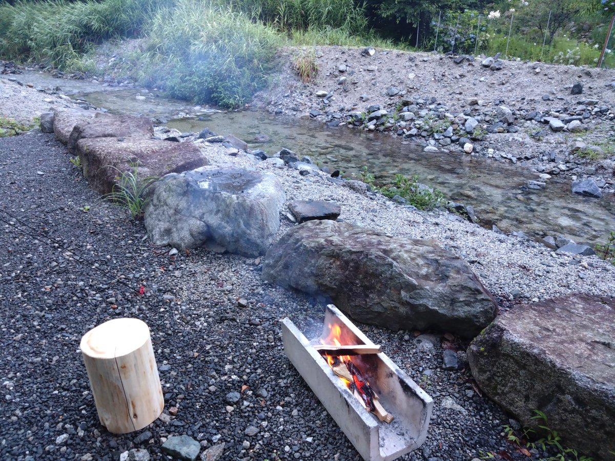 ganba2005's tweet photo. キャンプ場の朝と外飯は、美味いし
自然は月1は、あじわいたいもんだ🏕 https://t.co/dxoUUPbMP1
