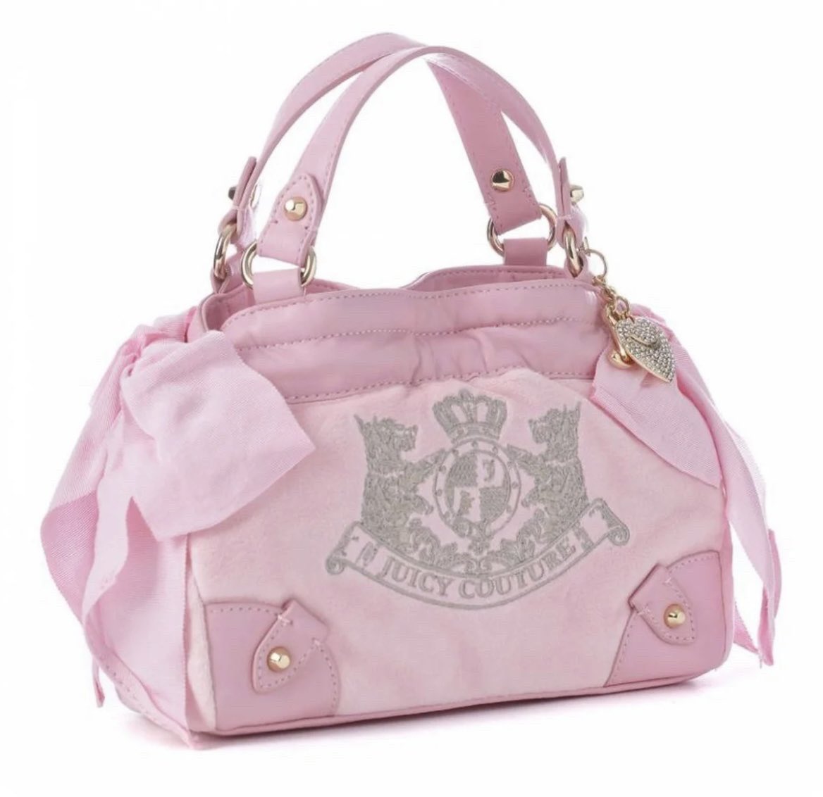 thepinkernet's tweet photo. juicy couture bags in pink 🎀 https://t.co/A6NDfnVtQb