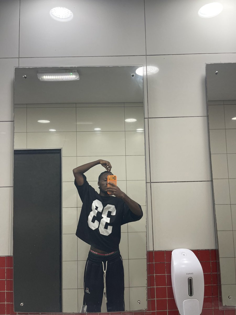 iamdubai4real's tweet photo. Wyd https://t.co/NOHRcAEZ4Y