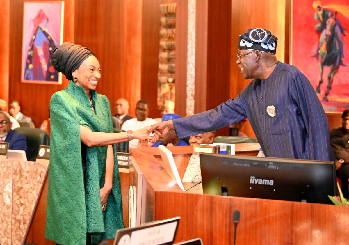 toluogunlesi tweet picture