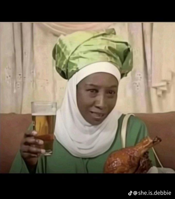 ShebaGamde's tweet photo. Shebangs, how does it feel to love and support an over-feeder? 
We don turn gluttons for Sheba matter. 

#bbnaija #ShebaGamde https://t.co/fBiqK7JP8d