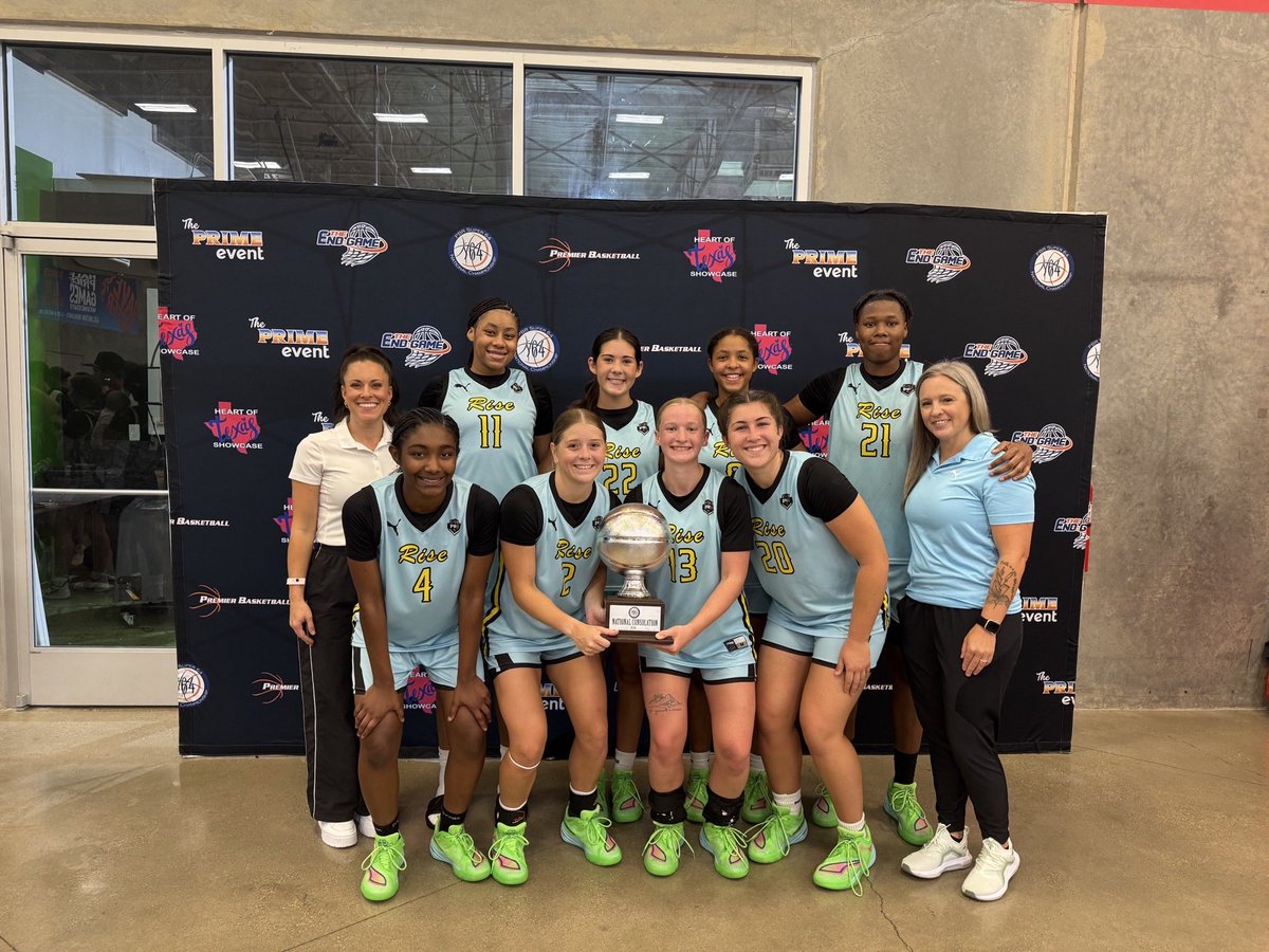 tiana_2027's tweet photo. As my aau career comes to a close I want to say thank you to everyone who was a part of my journey. I couldn’t have picked a better team for this last ride. Thank you to Coach Cap and Coach V for believing in me and taking good care of me this season. @teamrisebball @itscoachv_ https://t.co/uqzLUVLJg8