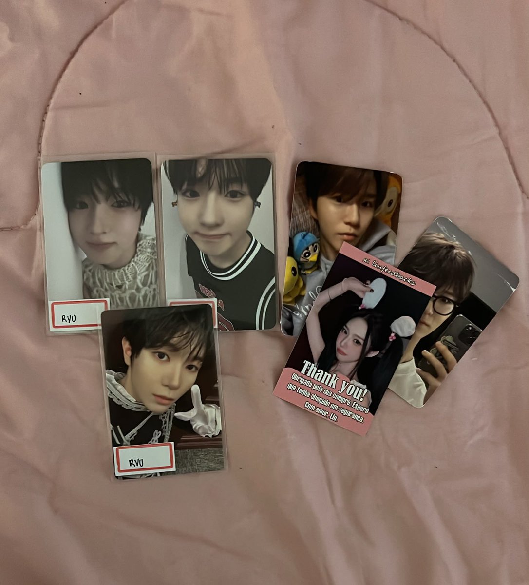 ryu_collector's tweet photo. feedback positivo pra @liufeedbacks que fez a ceg pra eu conseguir esses pcs, chegou tudo certinho, como sempre a ceg super organizada e ativa, sempre tirando duvidas minhas e sempre uma diva! recomendo!!🍀🍀 https://t.co/LHoanM0zHj